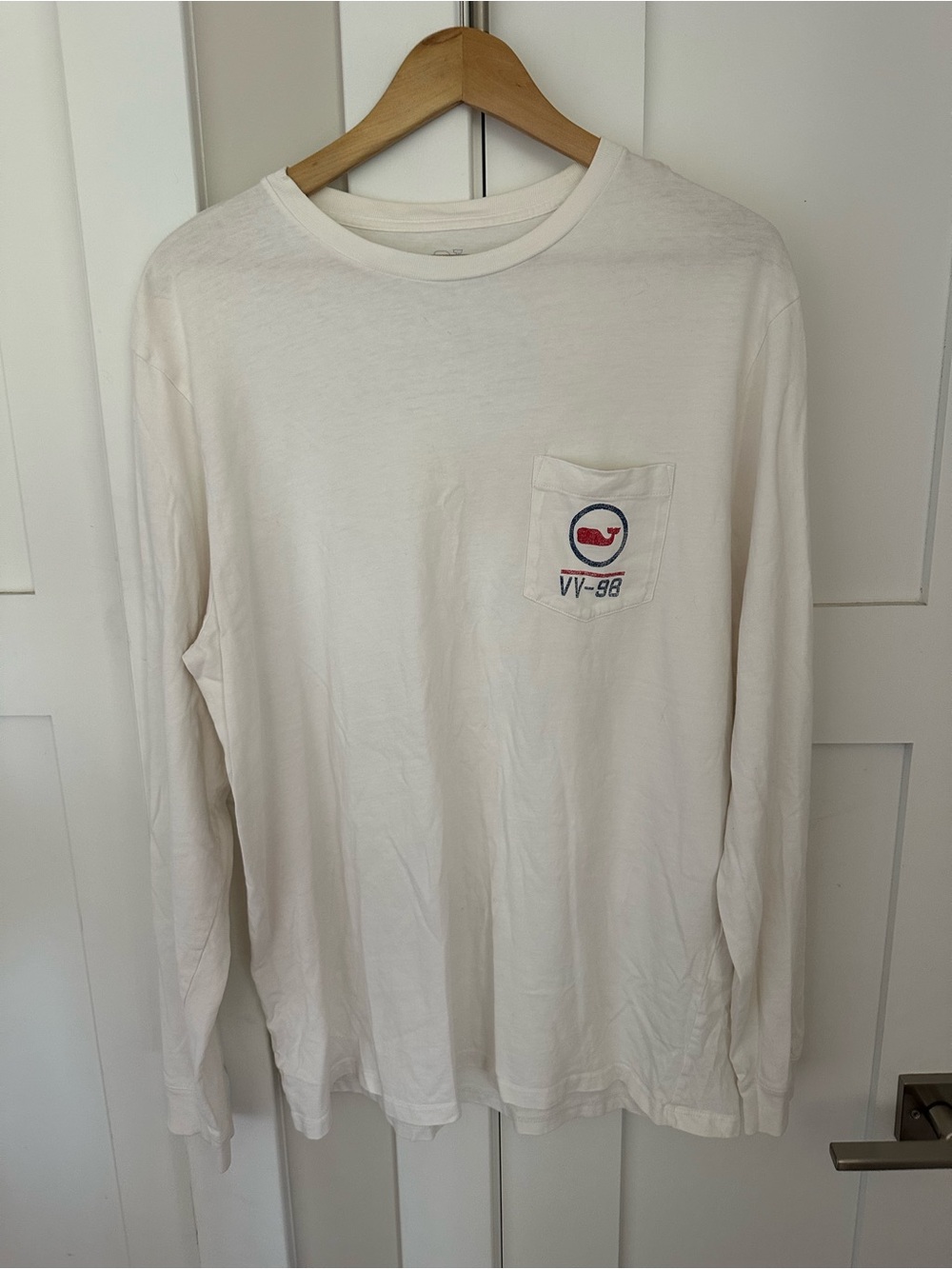 Vineyard Vines White Long-Sleeve Pocket Tee with Red Whale Logo